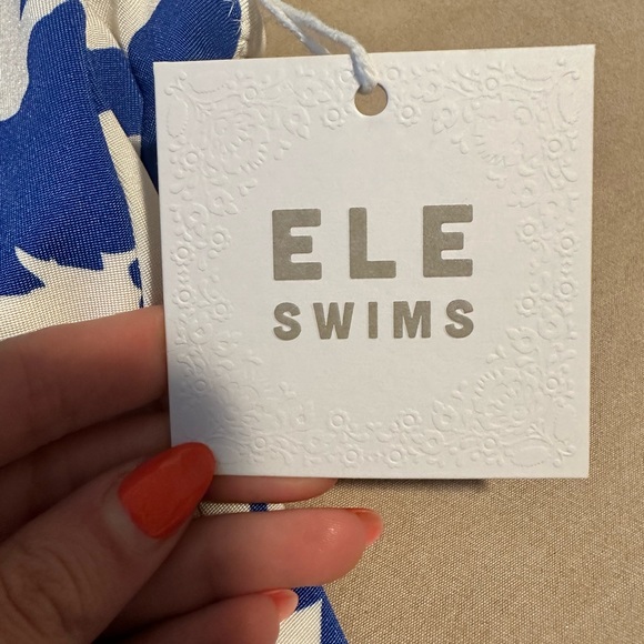 Ele Swims Swimsuit - Picture 4 of 6